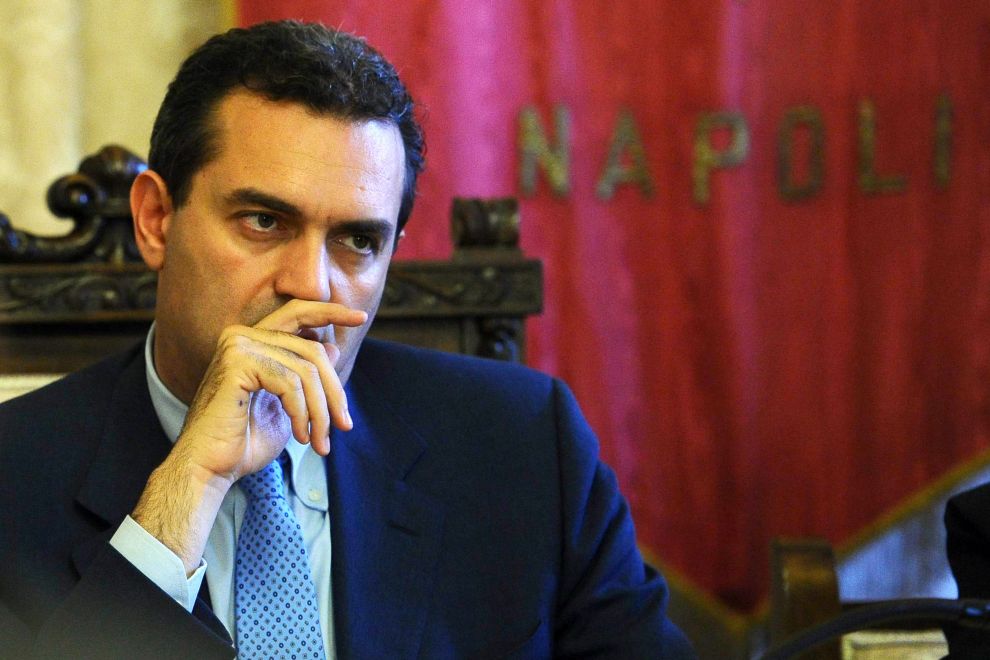 De Magistris vince il ricorso